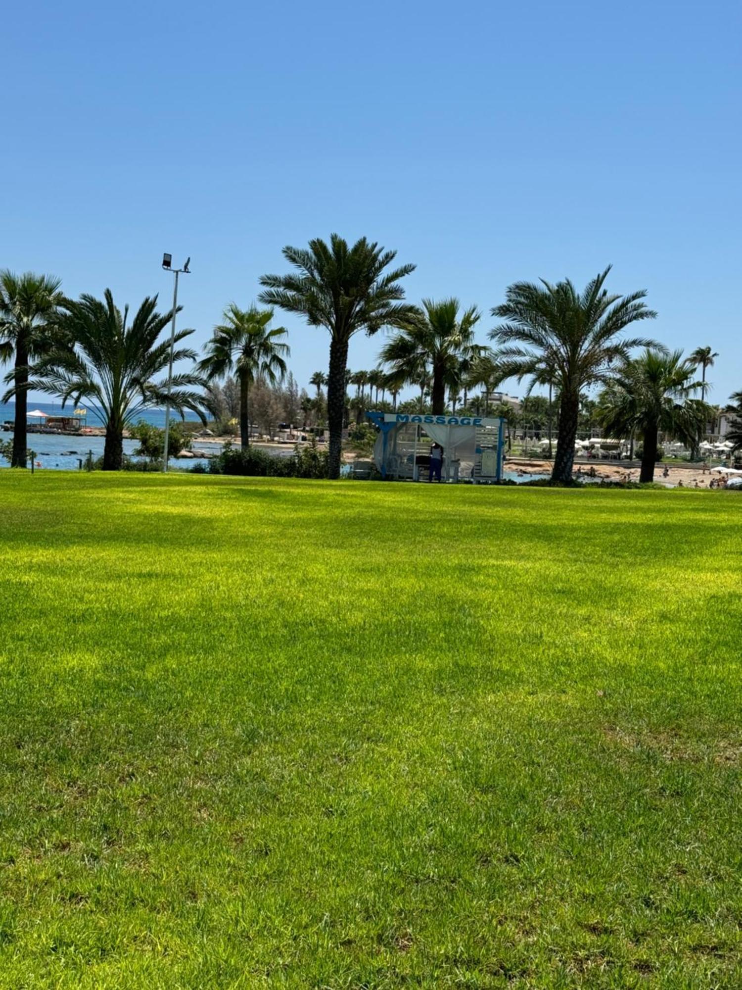 Villa Naxos Protaras Exteriör bild