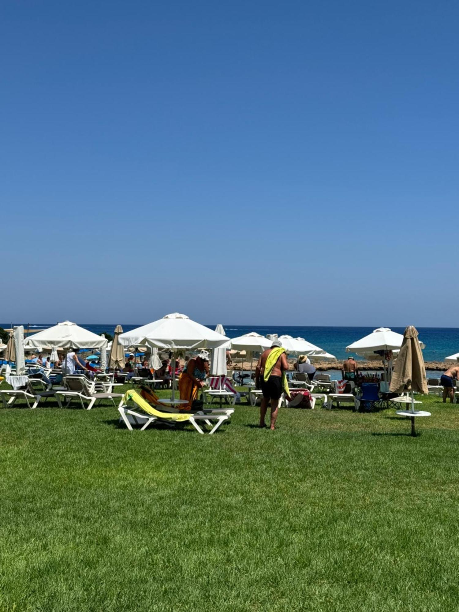 Villa Naxos Protaras Exteriör bild